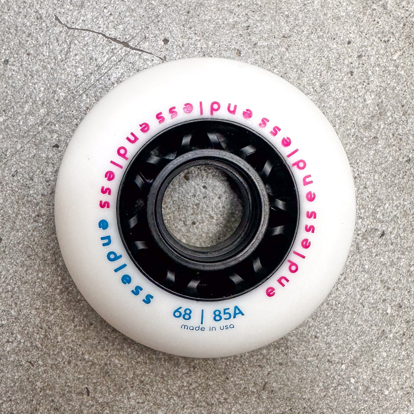 Endless 68 mm White Wheel
